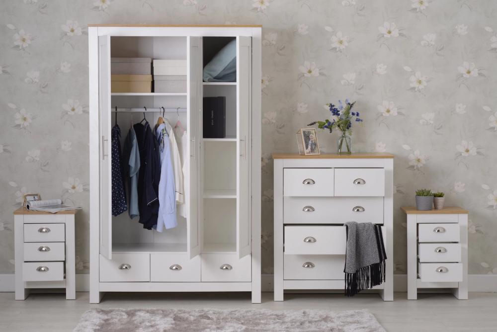 Heritage 4 Piece Bedroom Wardrobe Chest Set With Bedside Tables