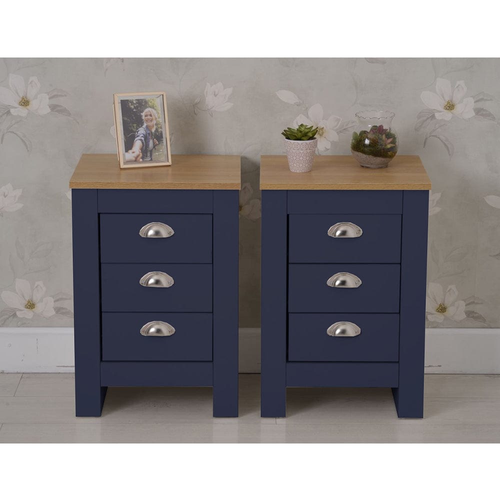 Set of 2 Heritage Bedside Tables Storage Cabinet
