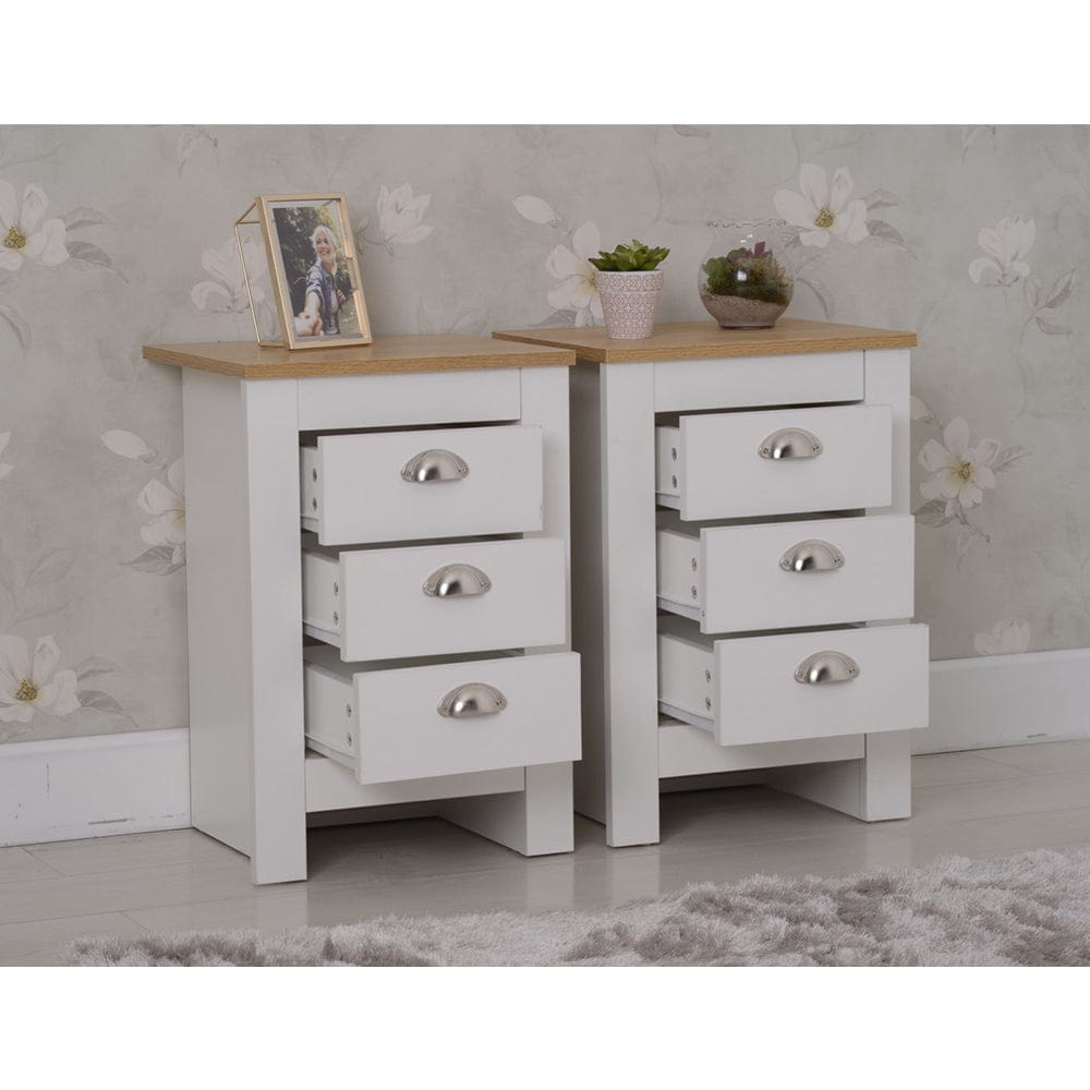 Set of 2 Heritage Bedside Tables Storage Cabinet