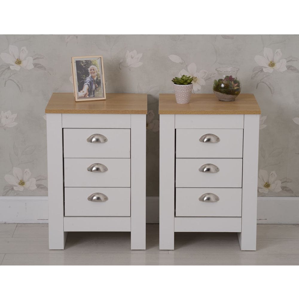 Set of 2 Heritage Bedside Tables Storage Cabinet
