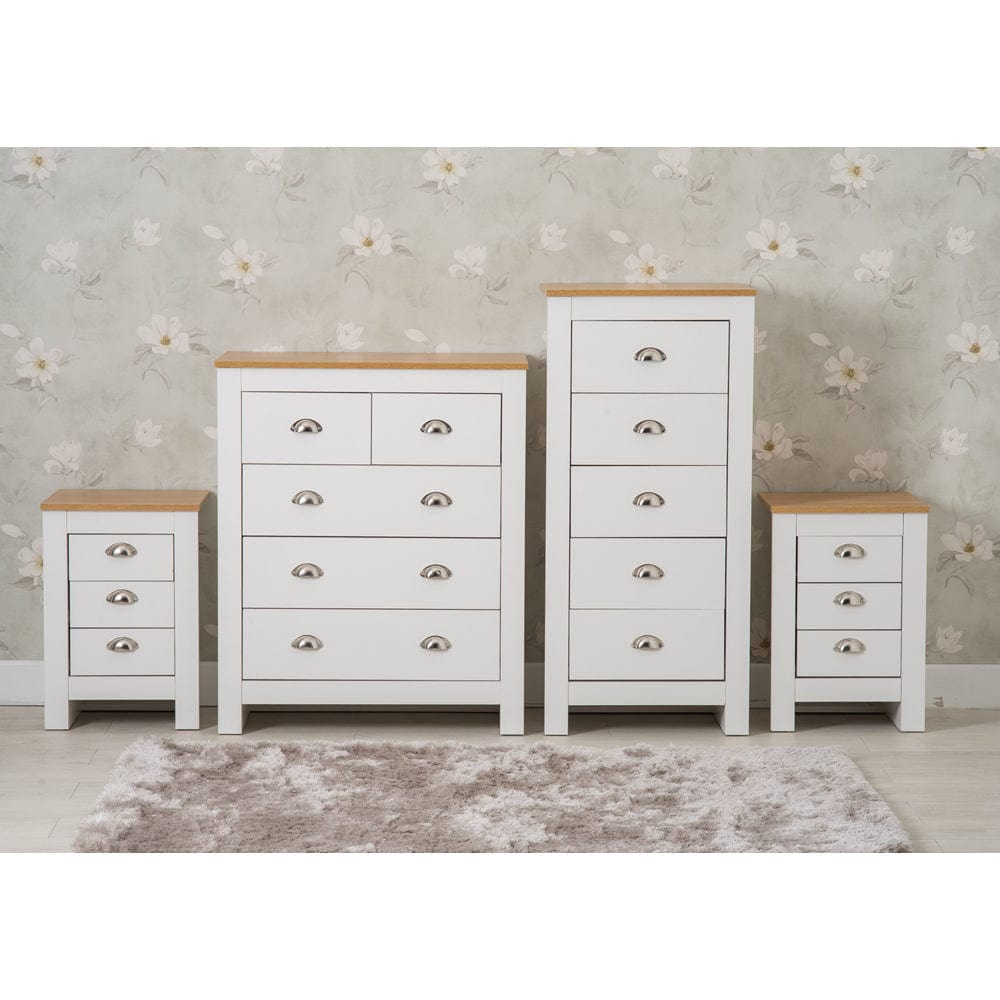 Heritage 4 Piece Bedroom Set Chests and Bedsides