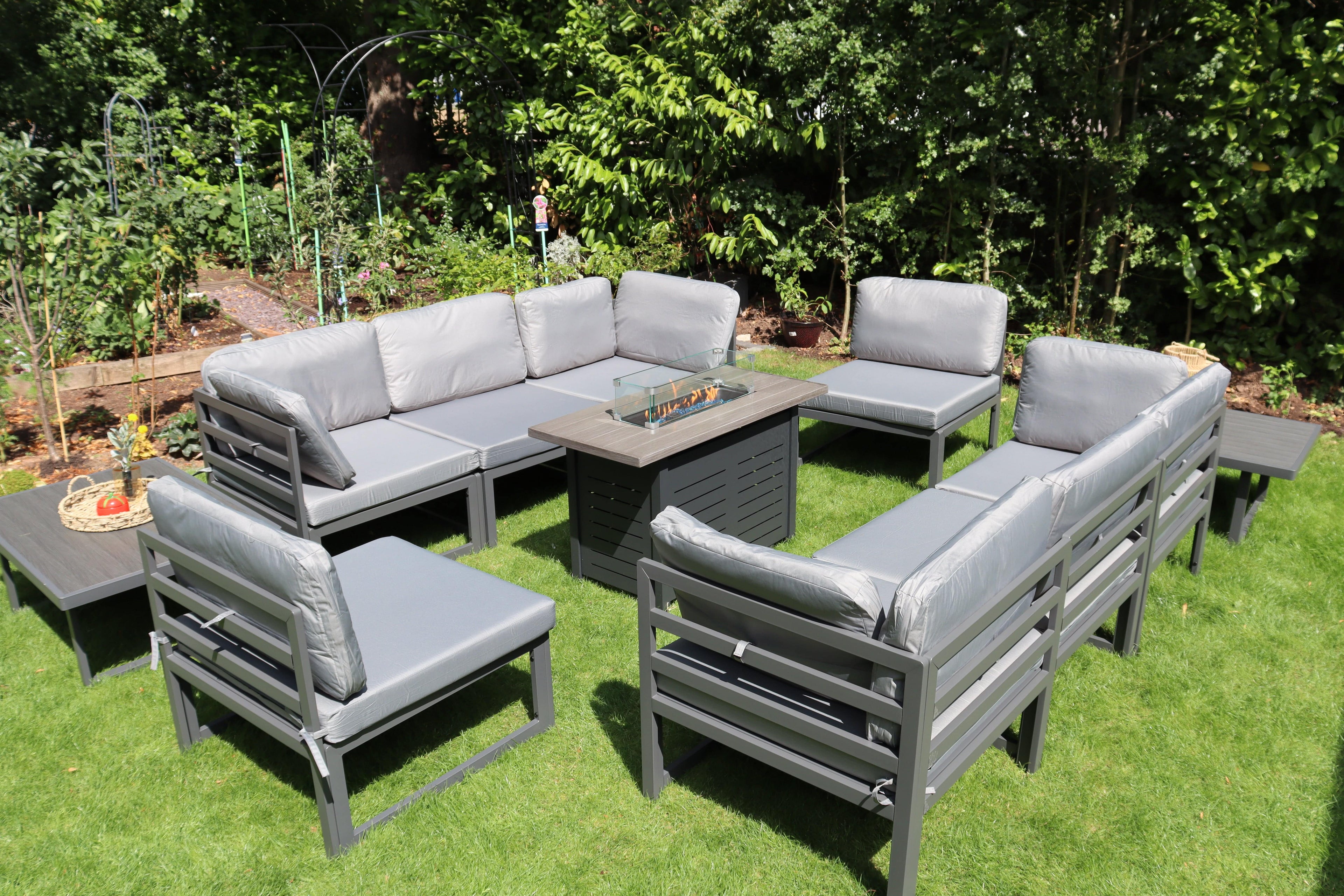 Hamburg Outdoor 8-Seater Garden Modular Steel Dining Set With Fire Pit Table