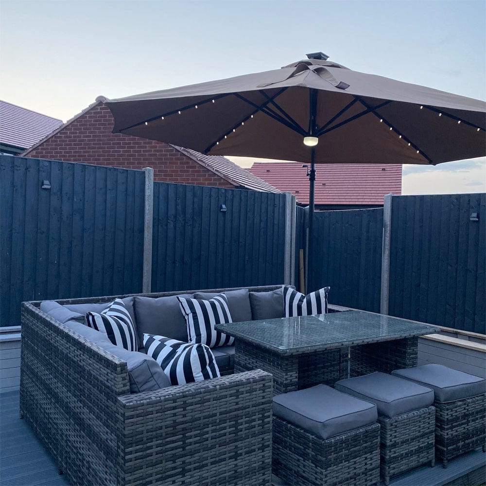 Roma 3M Solar LED Cantilever Parasol