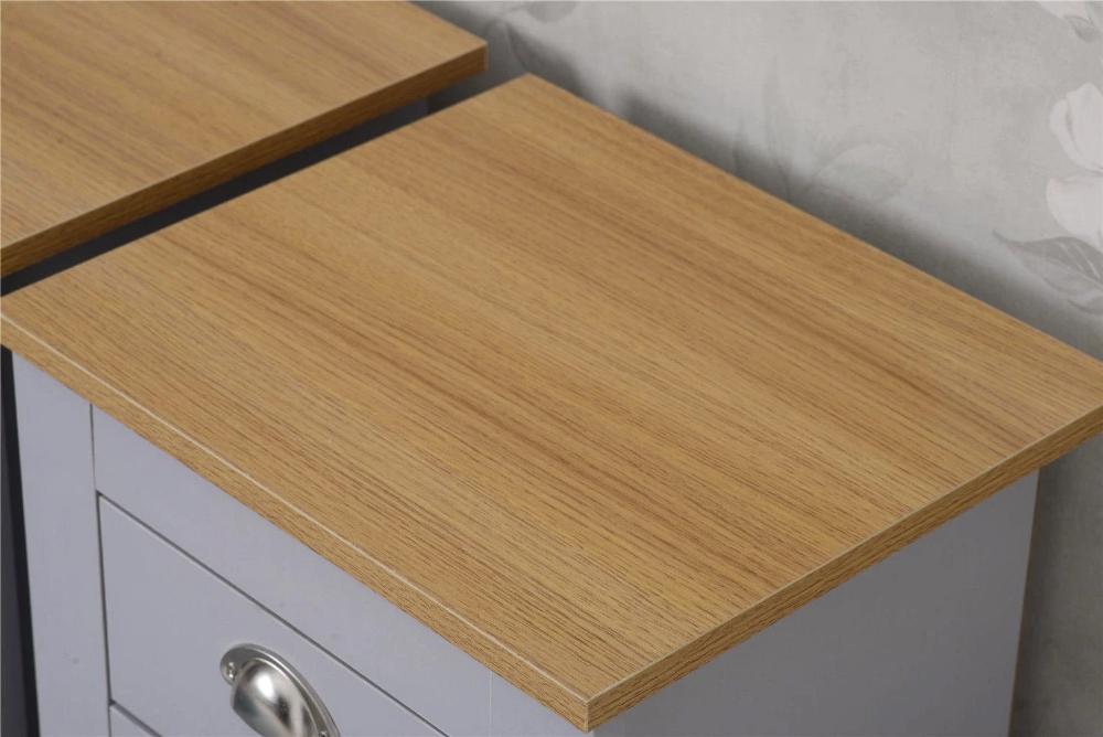 Heritage Set of Four Bedroom Piece with Grey and Oak Finish